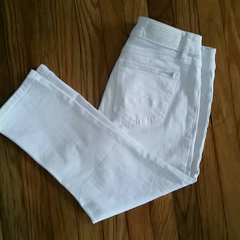 White denim capris